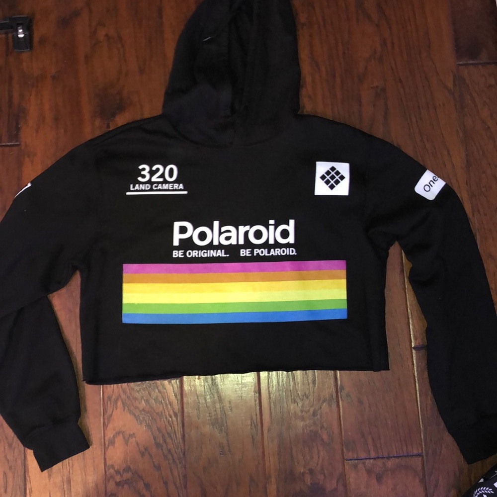 cropped hoodie